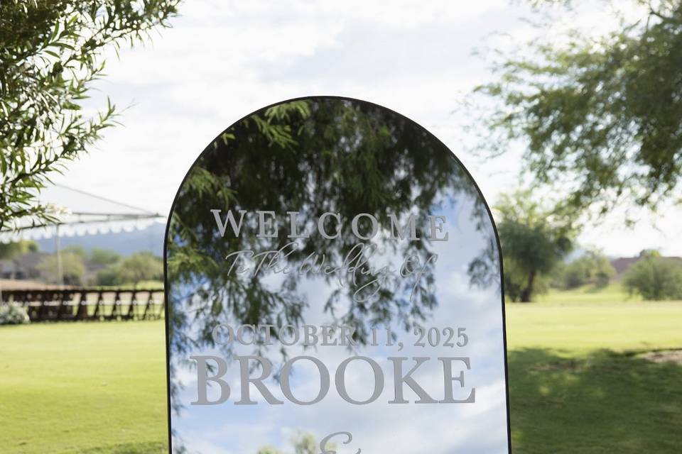 Welcome mirror