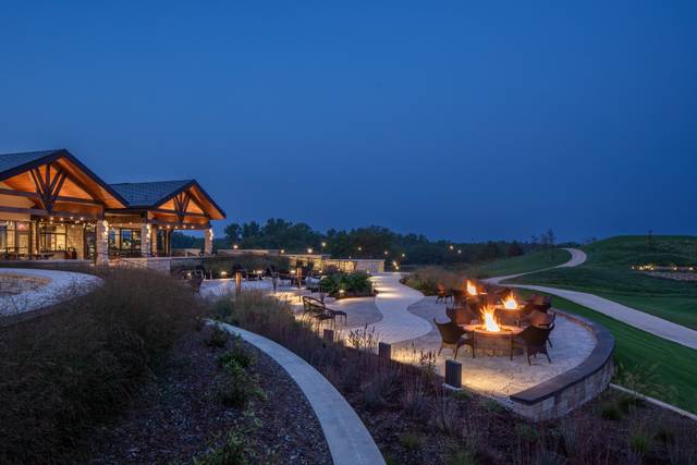 Quarry Oaks