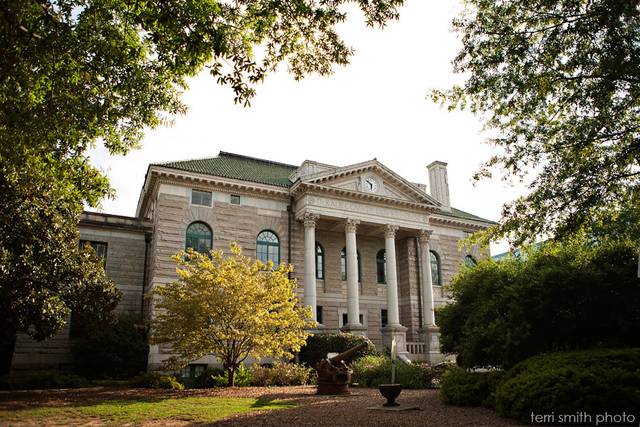The DeKalb History Center