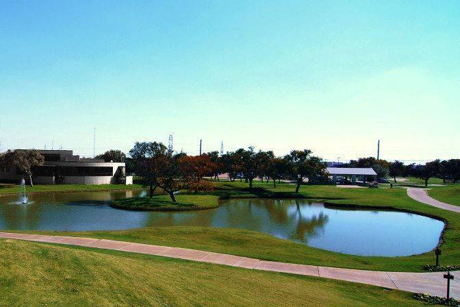 Exterior view of Indian Creek golf club