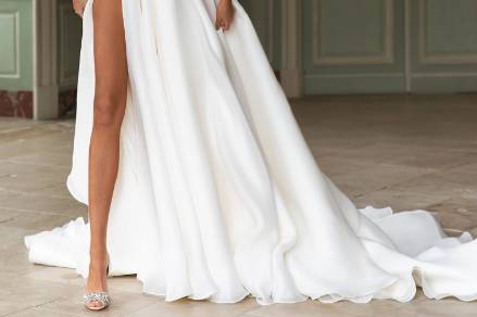 Pollardi ivory wedding dress