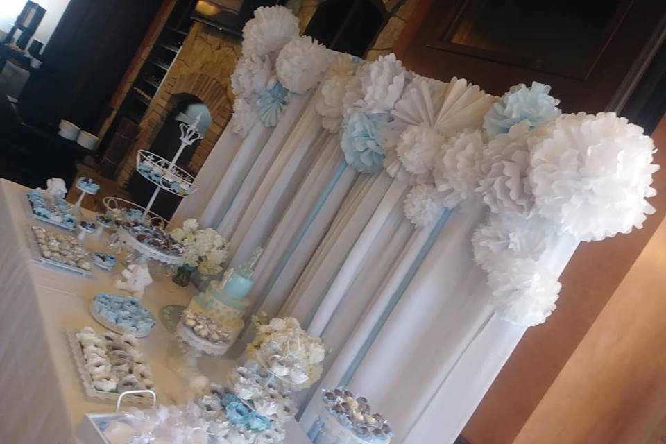 Cake table with backdrop