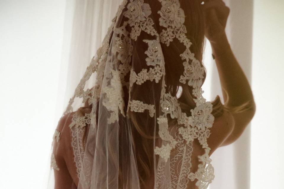 Lace veil