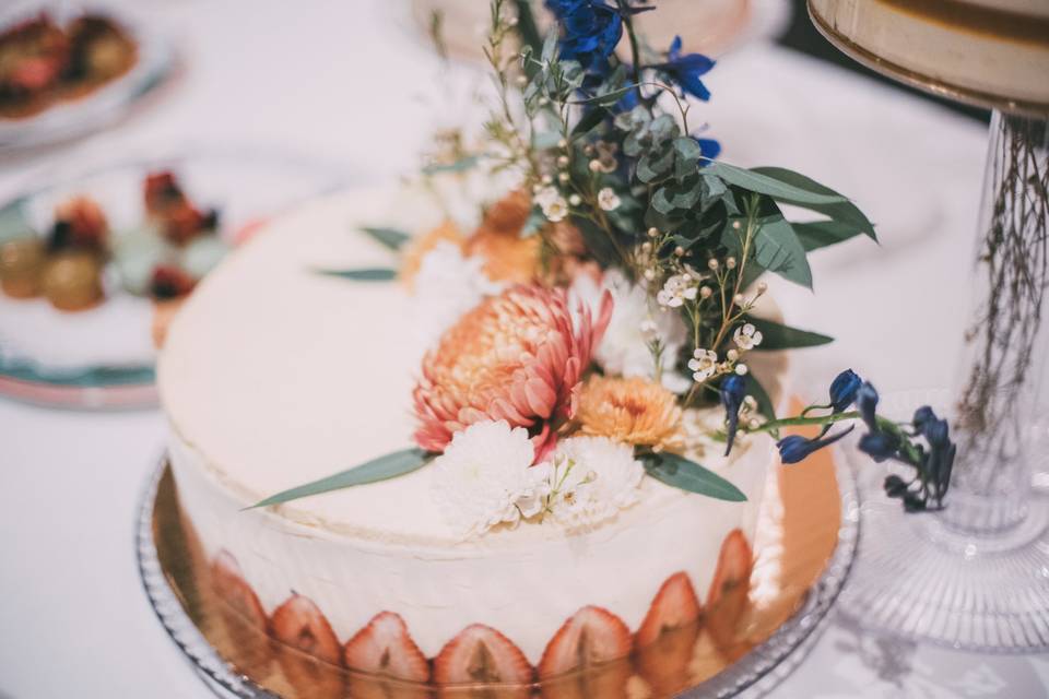 Cake at Wedding in LA