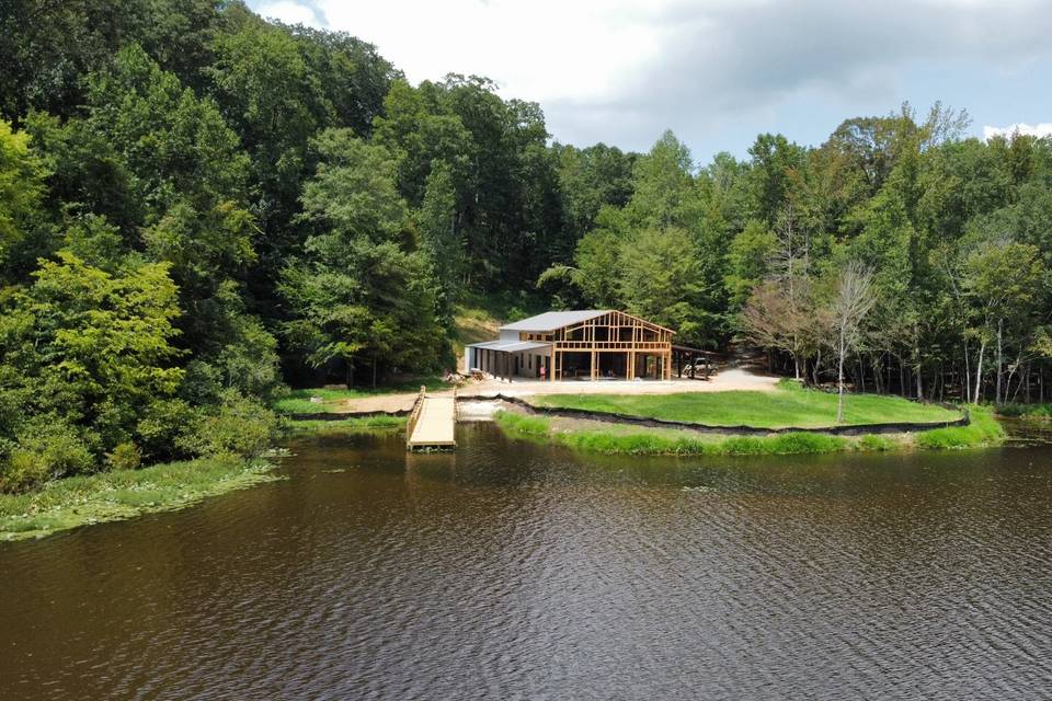 Lakeside Lodge