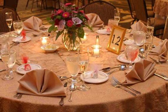 Table setting with centerpiece