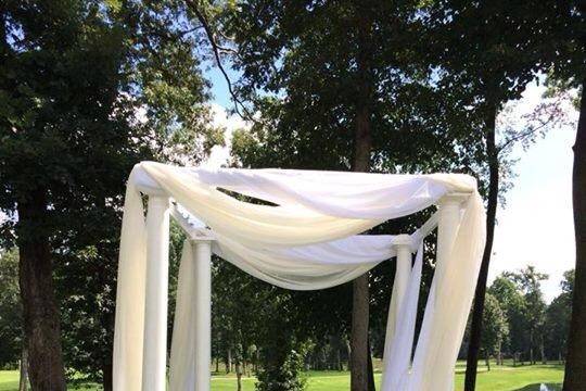 Wedding ceremony arch