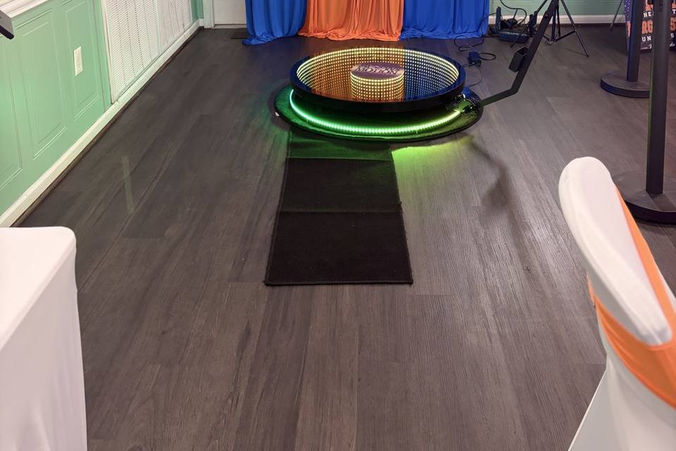 Slow motion 360 photobooth