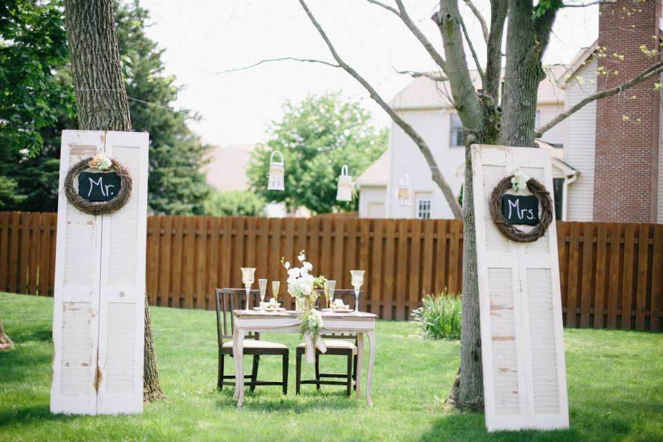 Couple's table setup