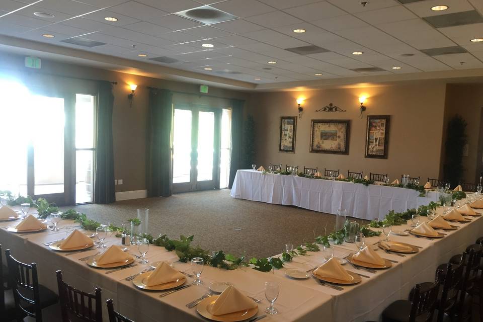 Long table