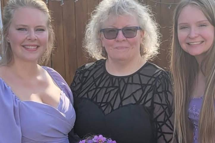 Weddings By Liz