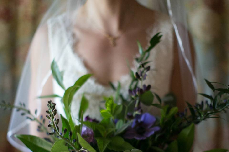 Large, loose and full of foliages and textures.  Photo credit goes to Nadra Photography