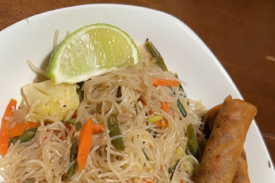 Mama V’s Lumpia