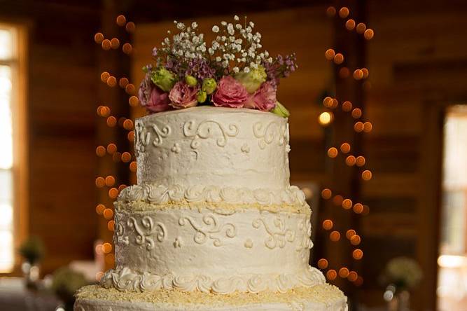 4-tier wedding cake