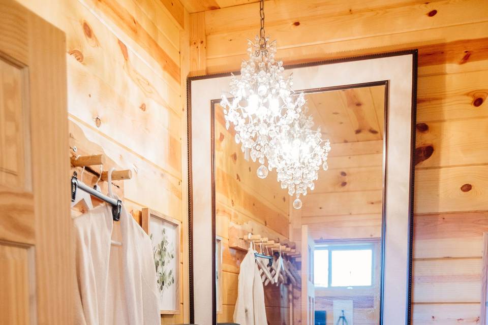Bridal Suite Full Bath