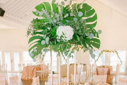 Romantic greenery Head table
