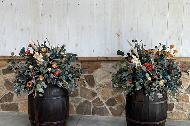Barrel toppers
