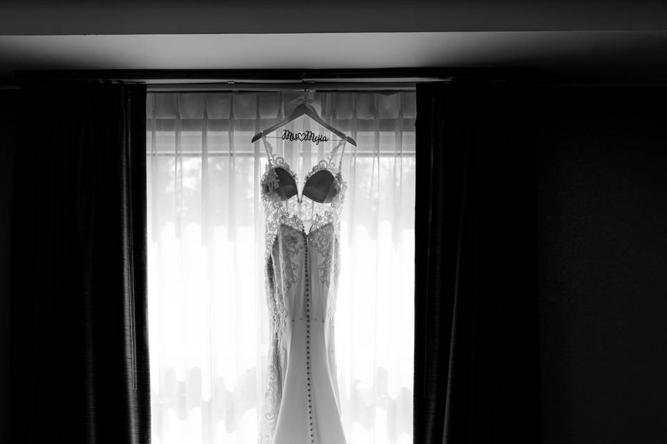 Beautiful dress!!
