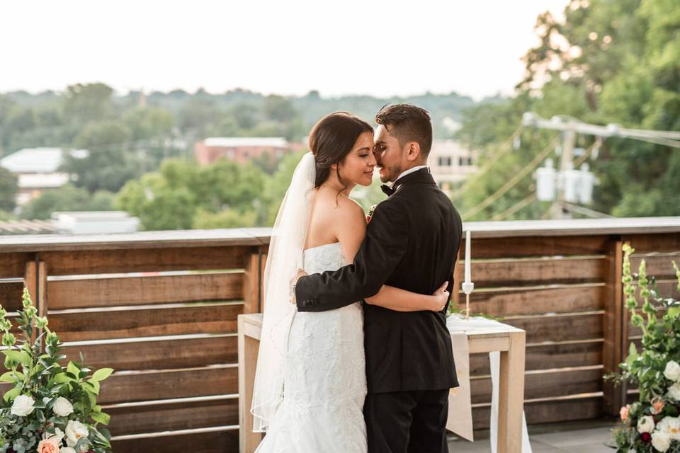 Rooftop micro wedding