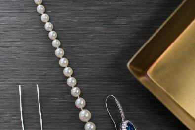 Jewelries