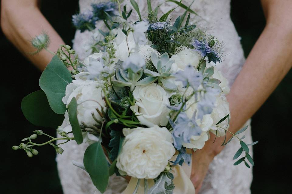 Real bride Kristin in Watters Cinzia
Nirav Patel Photography