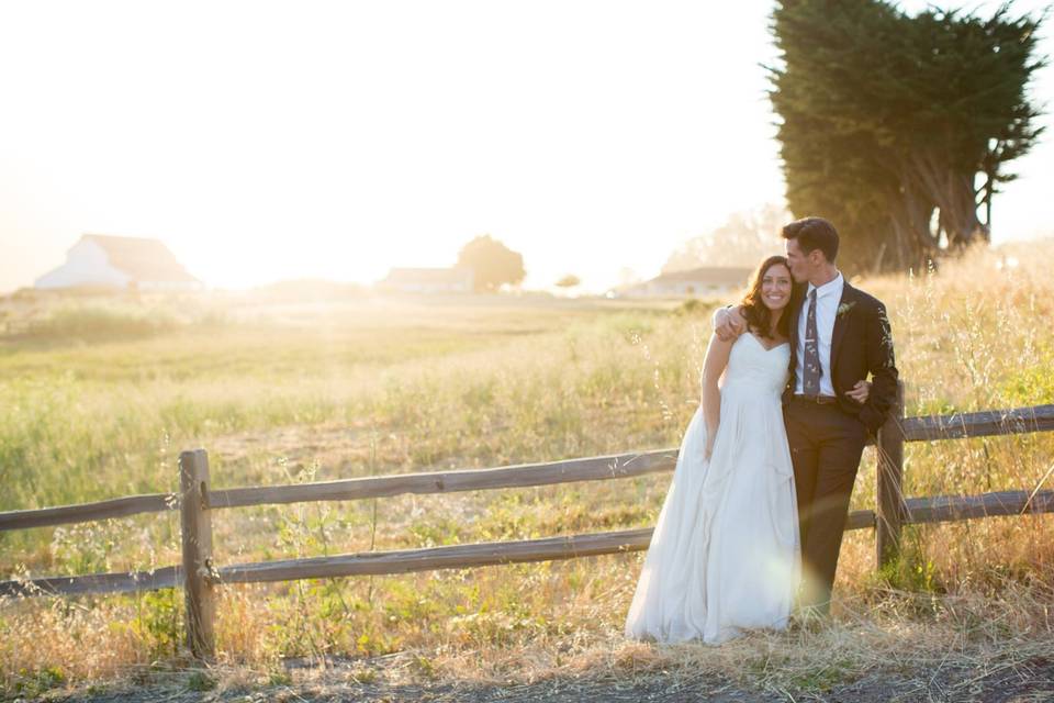 Real Bride Audrey in Truvelle Natalie Gown
Point Reyes Station
Planner: Molli Milner Small Blue Planet Events
Photographer: Paige Green