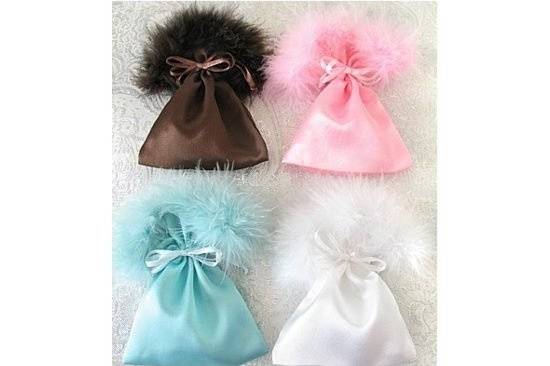 Feather Satin Pouch / Favor Bag
3 3/4 