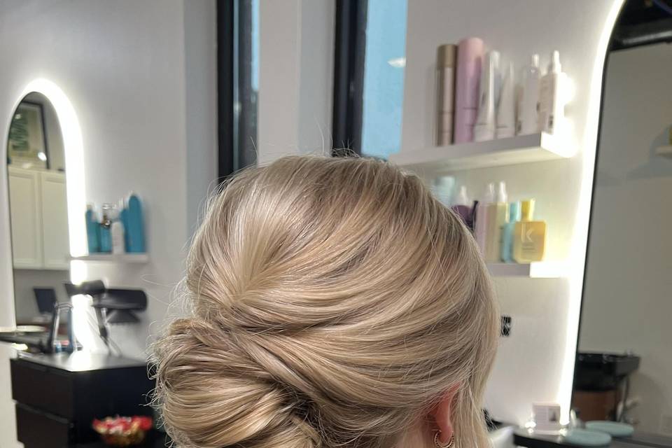 Bridal party hair