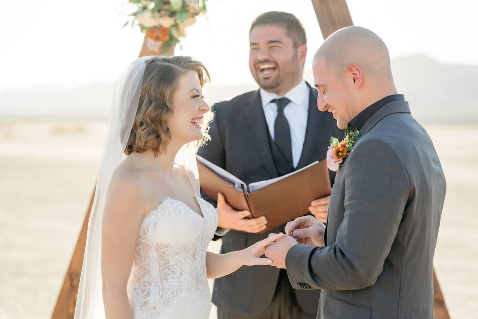 Officiant Griffin, Dry Lake Be