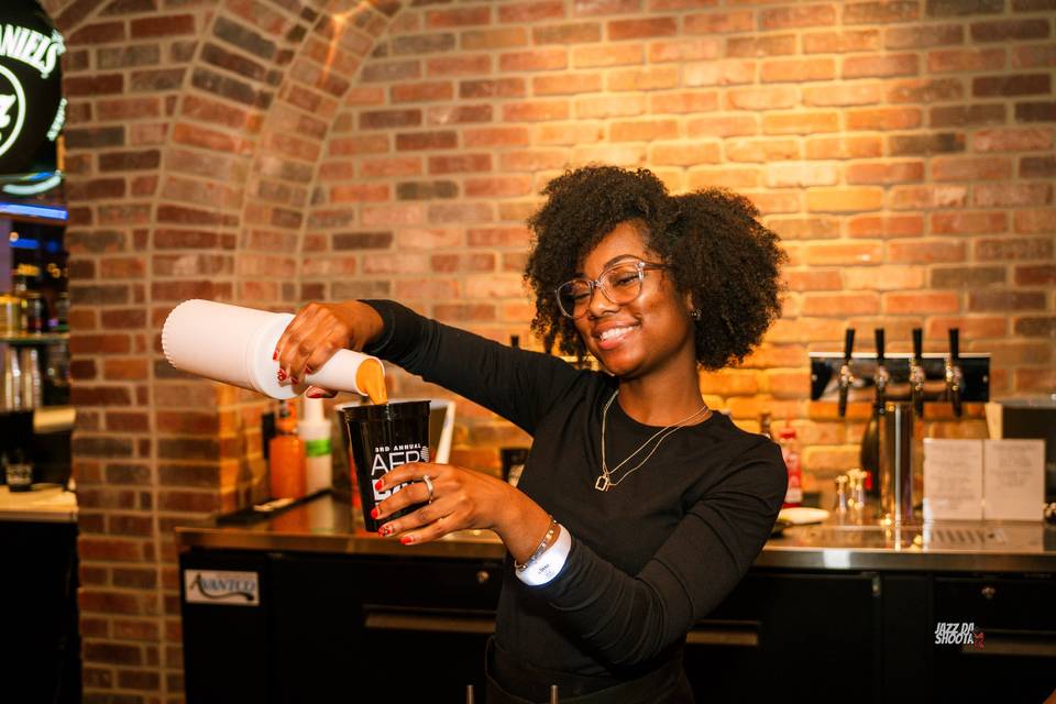 Top tier bar