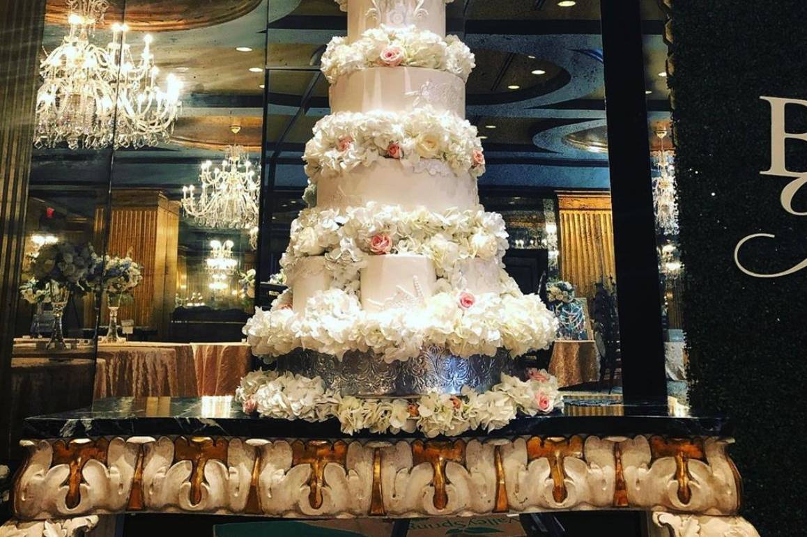 Wicked Cakes of Savannah - Wedding Cake - Savannah, GA - WeddingWire