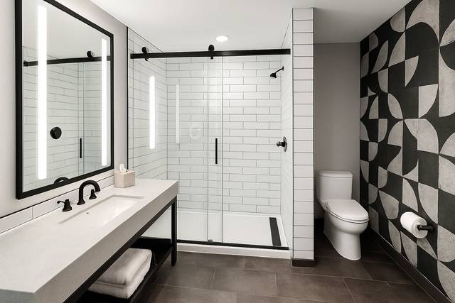 Guestroom Bathroom