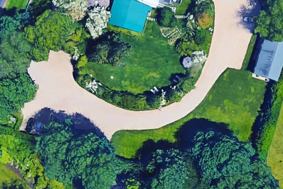 The Hedges Inn aerial view