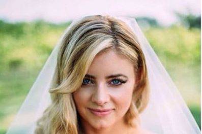 Bride holding her bouquet