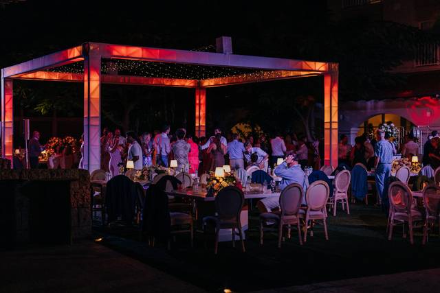 Lawn Wedding