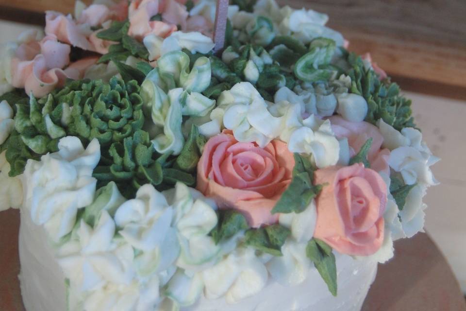 Delicious buttercream flowers