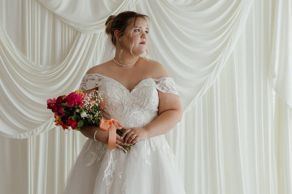 CaitPatPhotogHaileeBridals