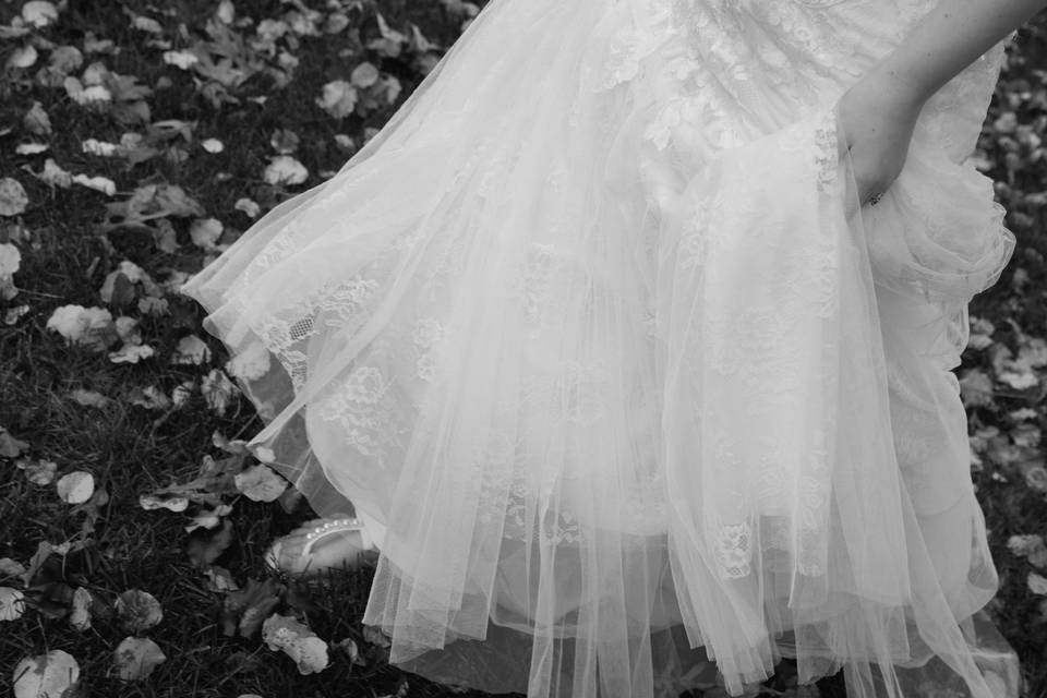 Bride movement dress details