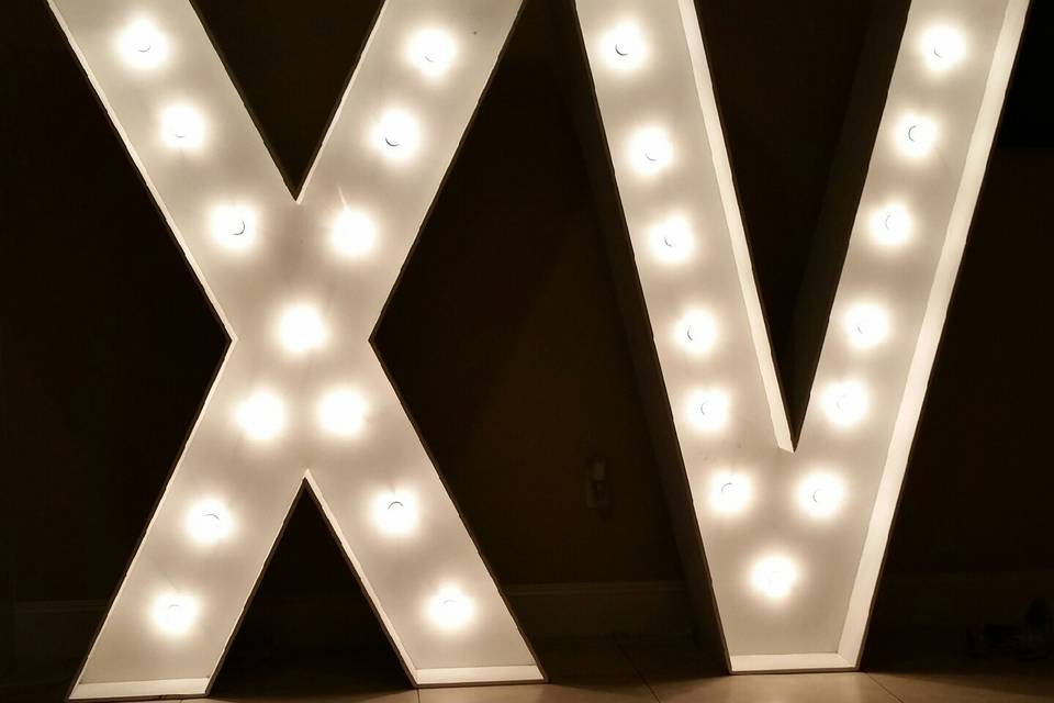 Quince LED letters!