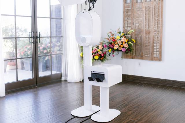 Modern DSLR Booth