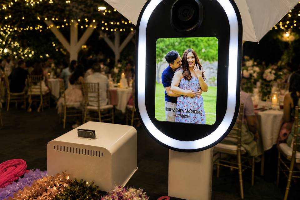 Premium DSLR Photo Booth