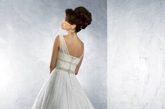 Abeille Bridal