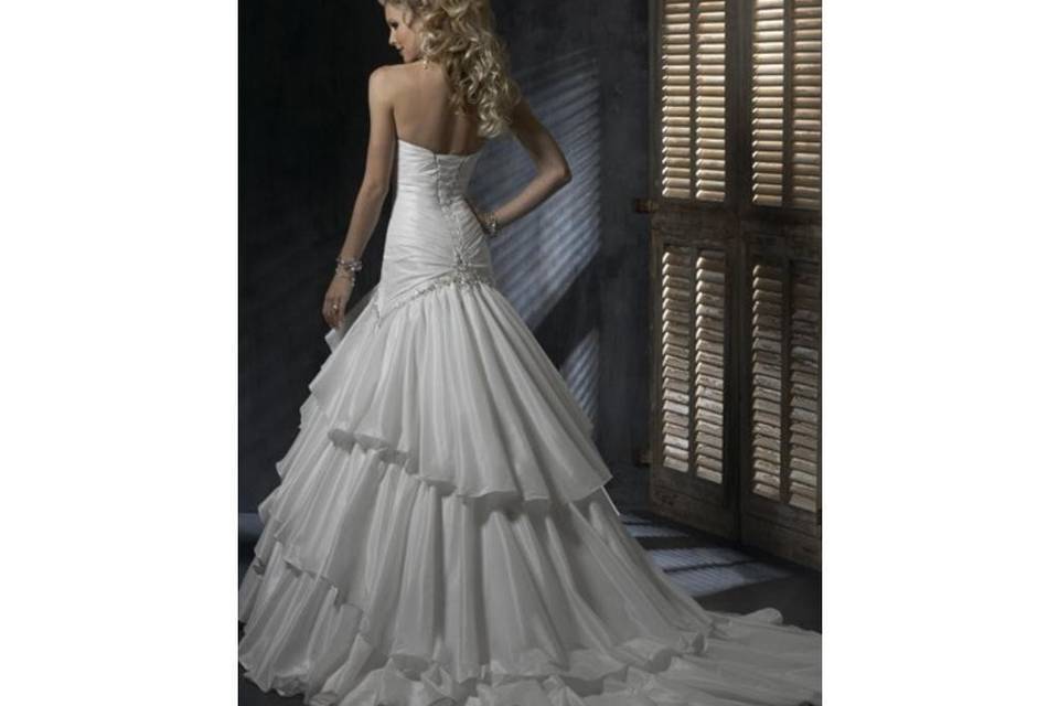 Abeille Bridal