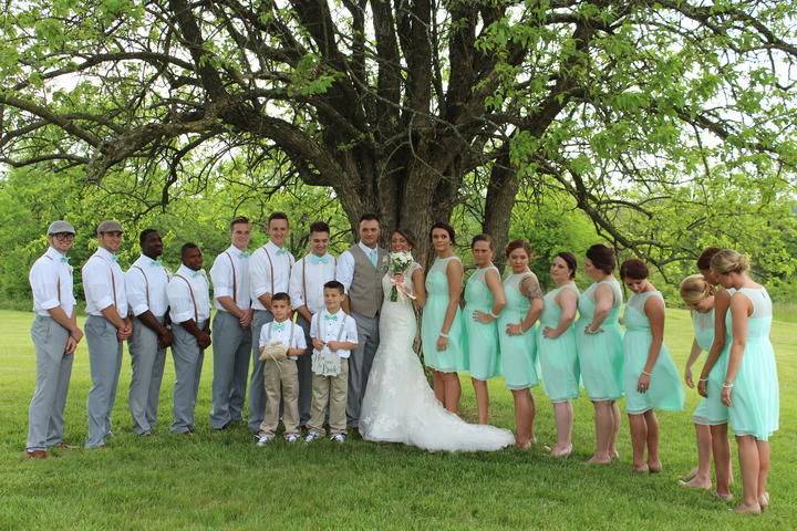 Magnolia Barn Wedding Party