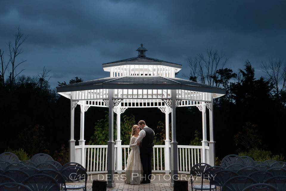 Couple in the gazebo