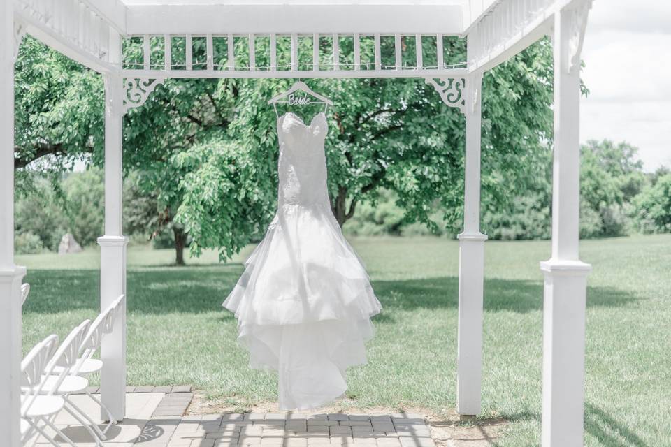 Magnolia Barn Pergola