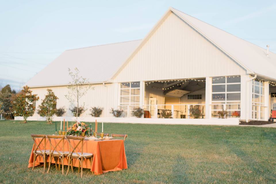 Magnolia Barn Cocktail patio