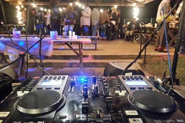 Dj's equipment