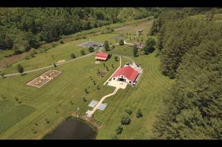 The Barn on New River