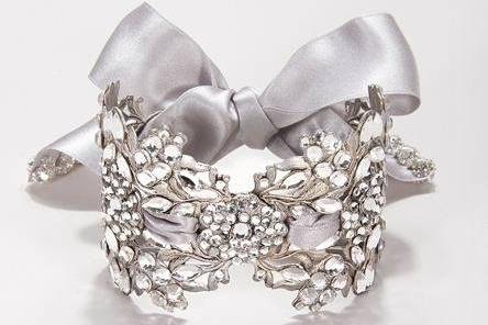 crowning glory bridal accessories